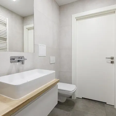 Golden Apartments&glamping-k17/24 * Vratislav